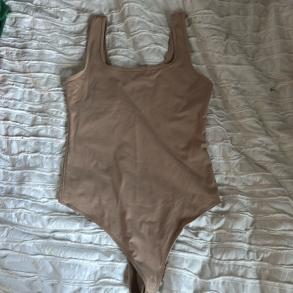abercrombie and fitch tan bodysuit